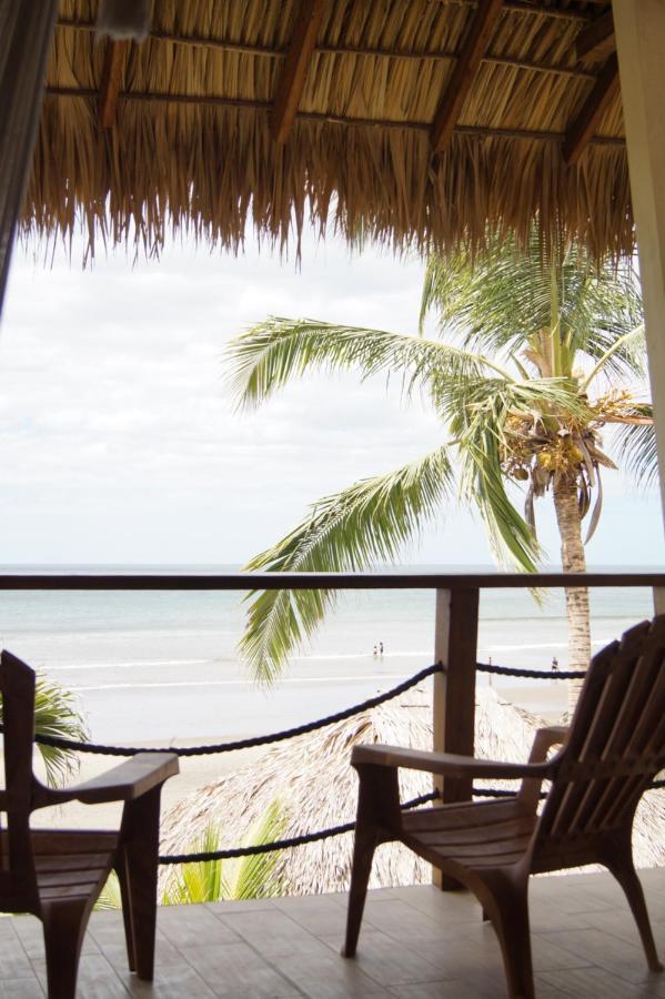 Alive Beach House Transito Exterior photo
