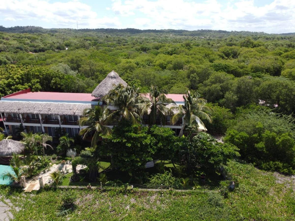 Alive Beach House Transito Exterior photo