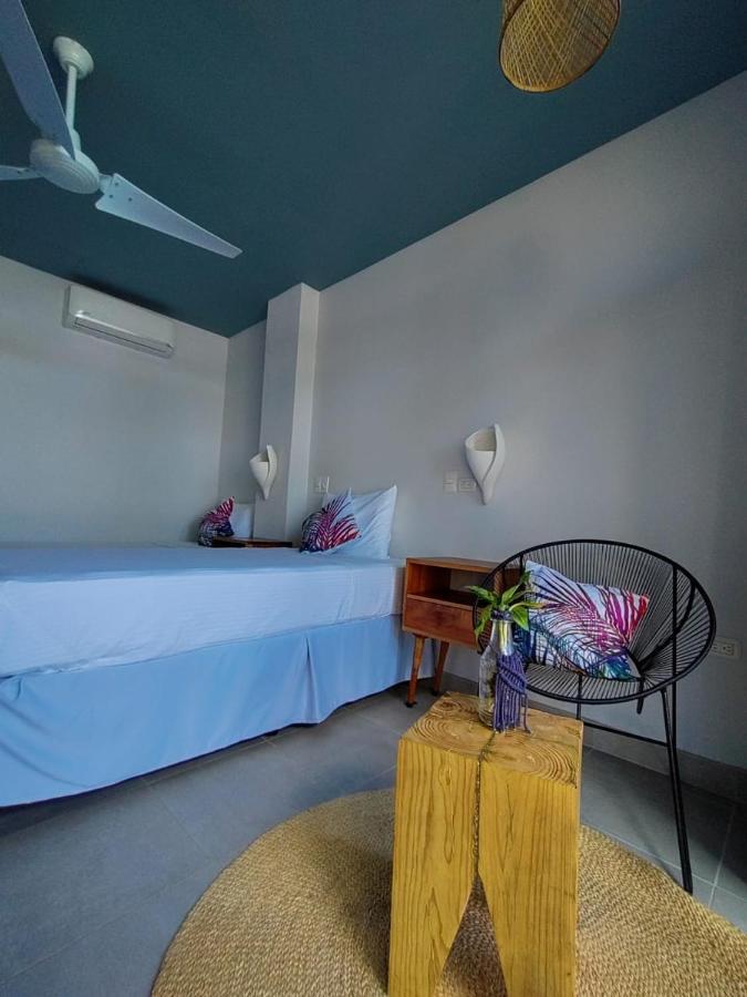 Alive Beach House Transito Exterior photo